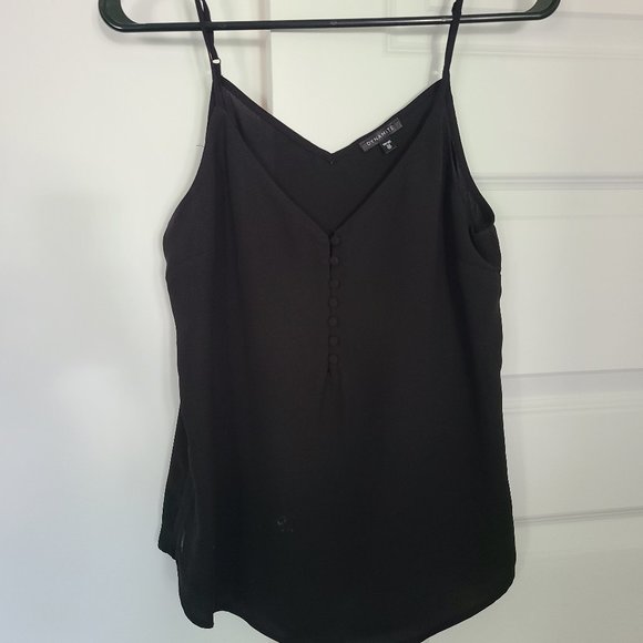 Black top - Picture 1 of 3
